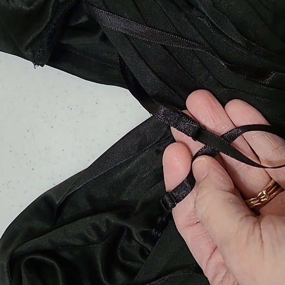 BCBGMaxazria long black gown size Medium - Picture 8 of 11